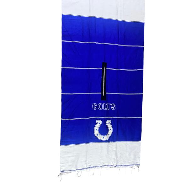Indianapolis Colts NFL Stadium Poncho and Scarf Set of 2 - Picture 5 of 10